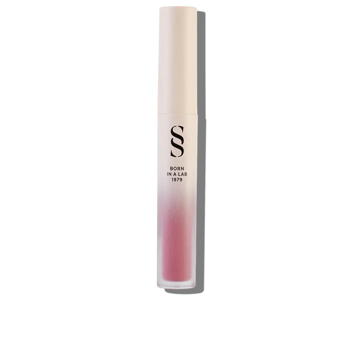 ETERNALIPS labial líquido mate #01-Mercedes Migoya 4,5 ml  SENSILIS - Ofertas Online y Envío Gratis